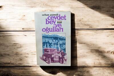 Cevdet Bey ve Oğulları/ Orhan Pamuk (imzalı) - 2